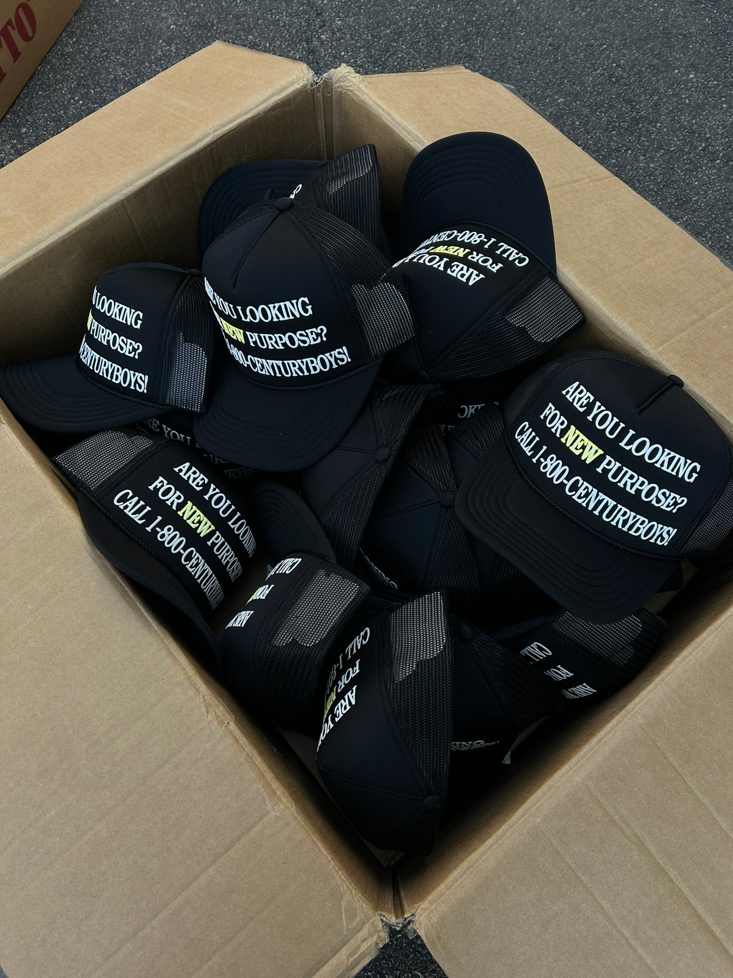 BLACK NEW PURPOSE TRUCKER