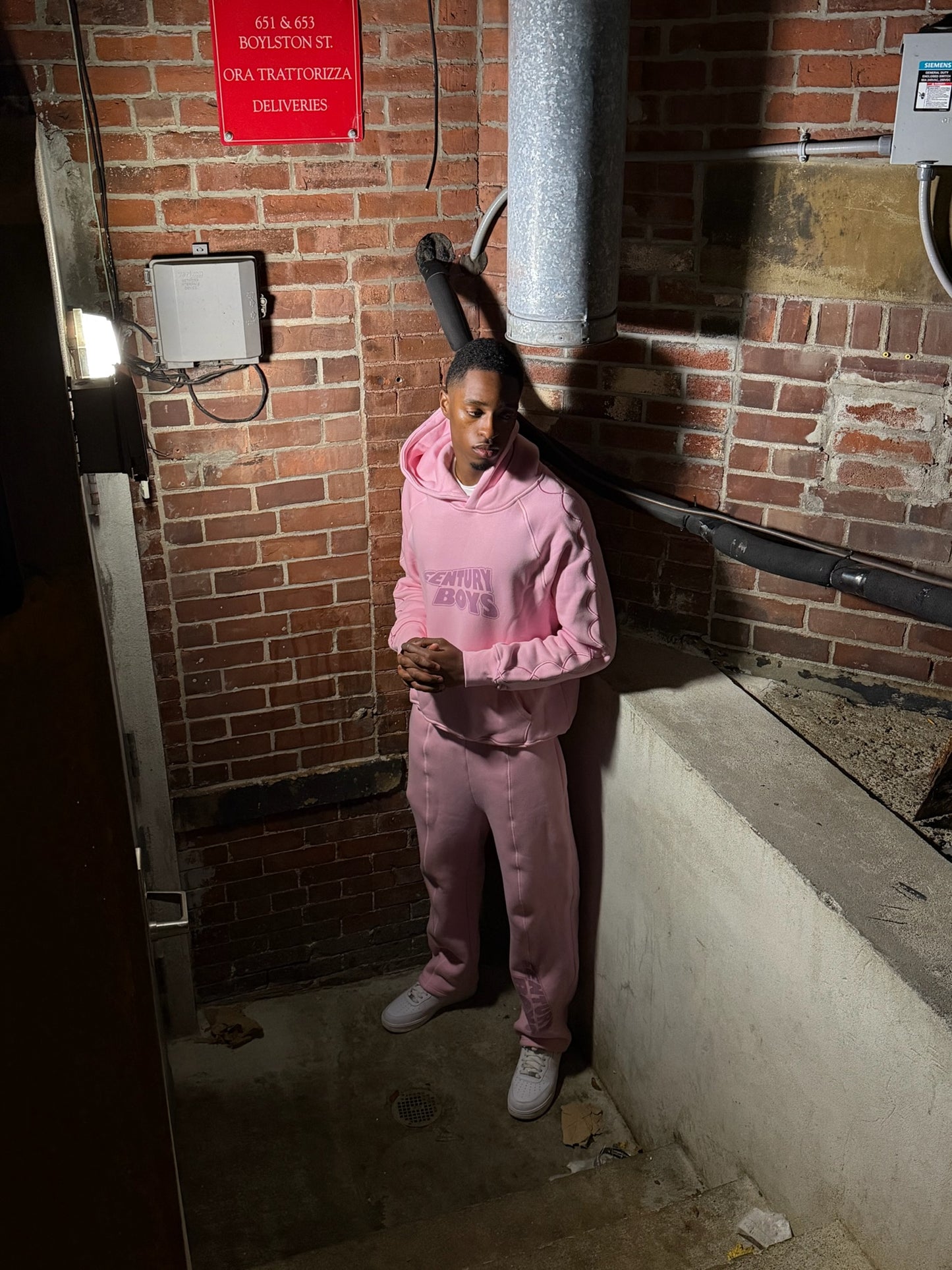 CHERRY BLOSSOM SWEATSET w PANTS