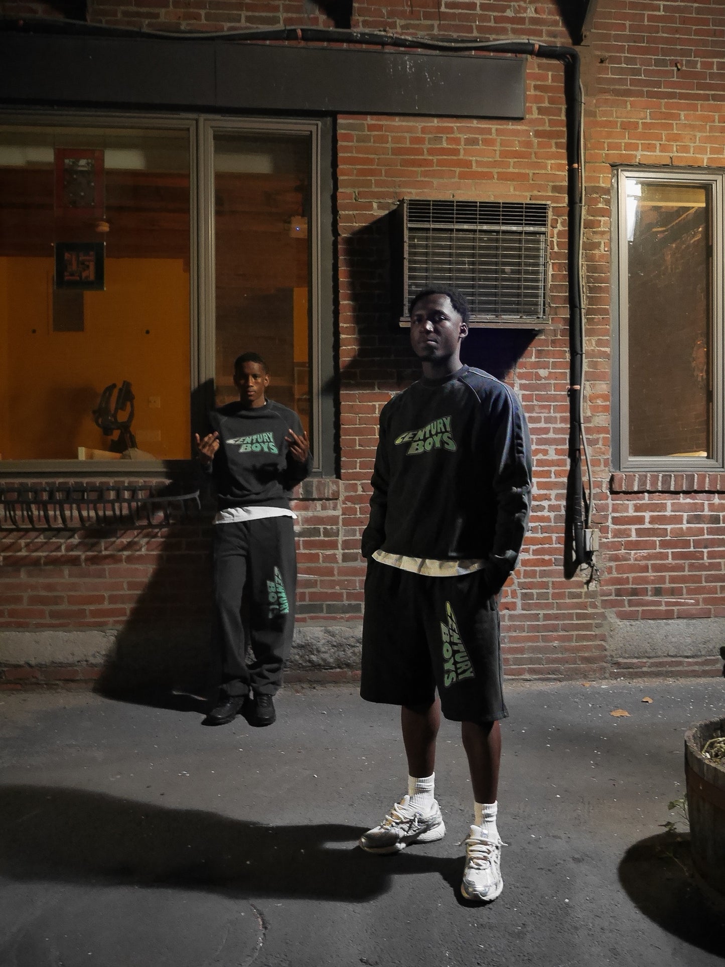 LIGHT BLACK SWEATSET w/ SHORTS